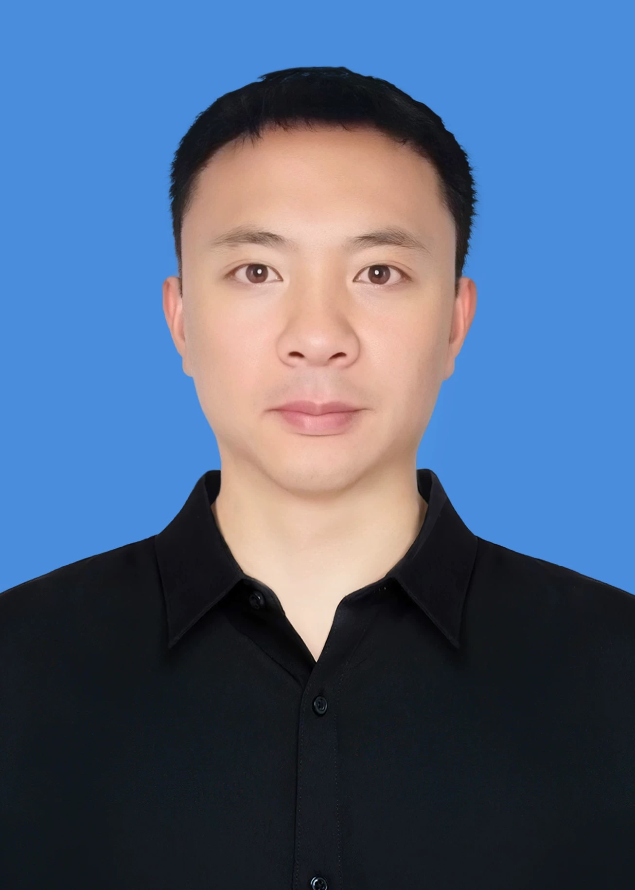 董雁伟